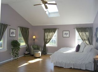 94 Plymouth Rd, Hanover, MA 02339