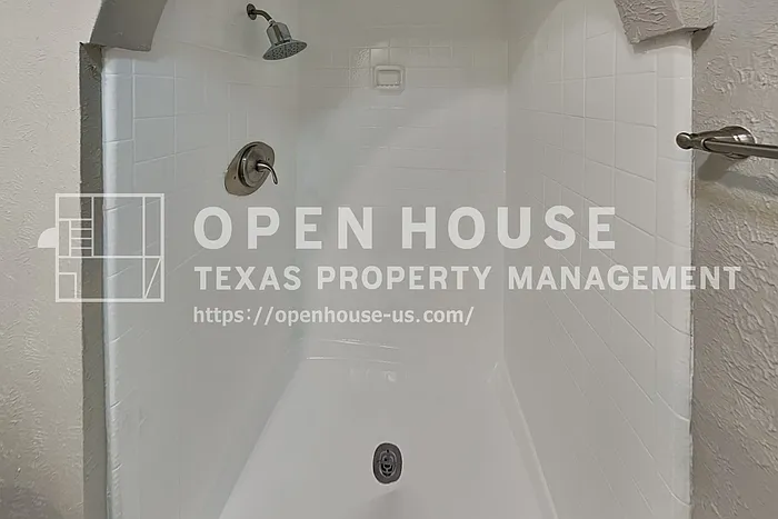 5901 Excalibur Dr — Photo 12