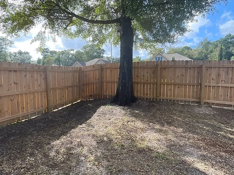 6716 Barnwood Dr — Photo 24