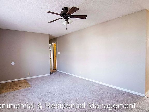 5th image of 1204 N Vista Dr