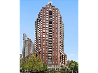 Rented by LL Real Estate Services