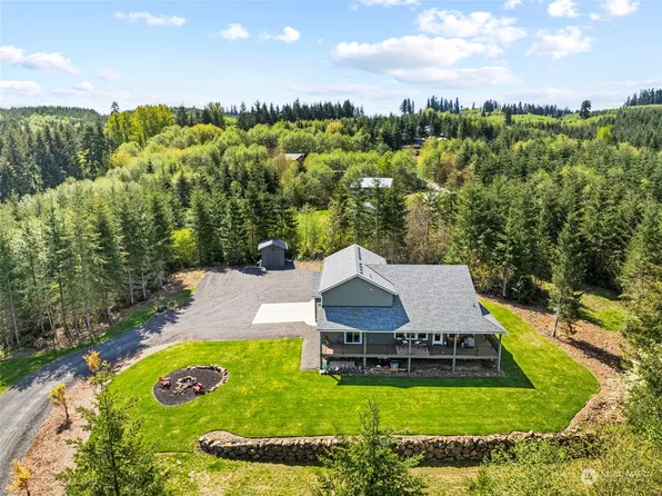 312 Maywood Drive, Castle Rock, WA 98611
