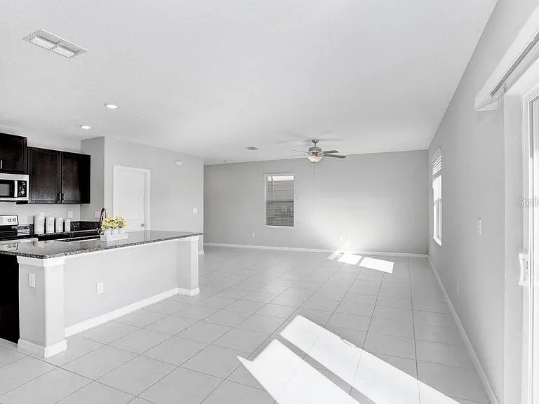 3160 Oyster Cove St — Photo 14