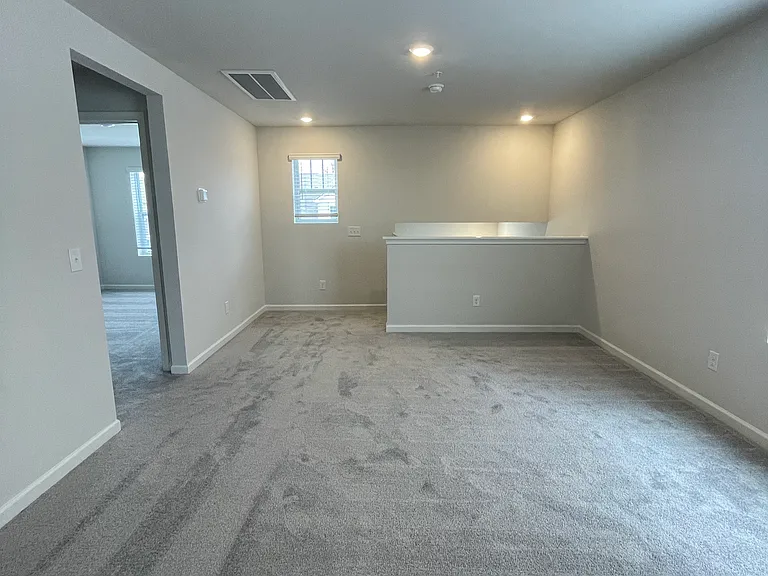 558 Trinity Way — Photo 30