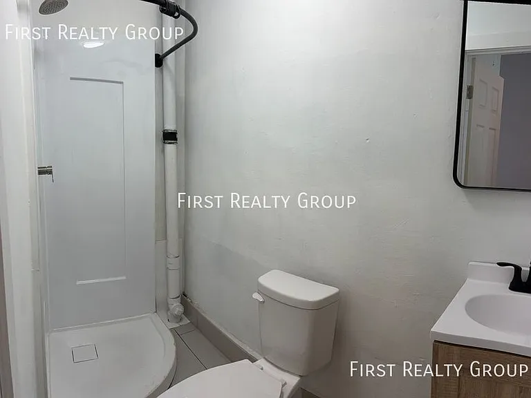 111 S Main St #4 — Photo 7