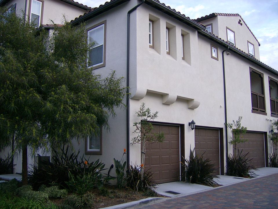 2nd image of 48 Paseo Rosa