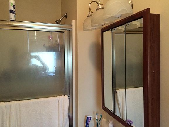 4th image of 5912 McPherson Ave #3E