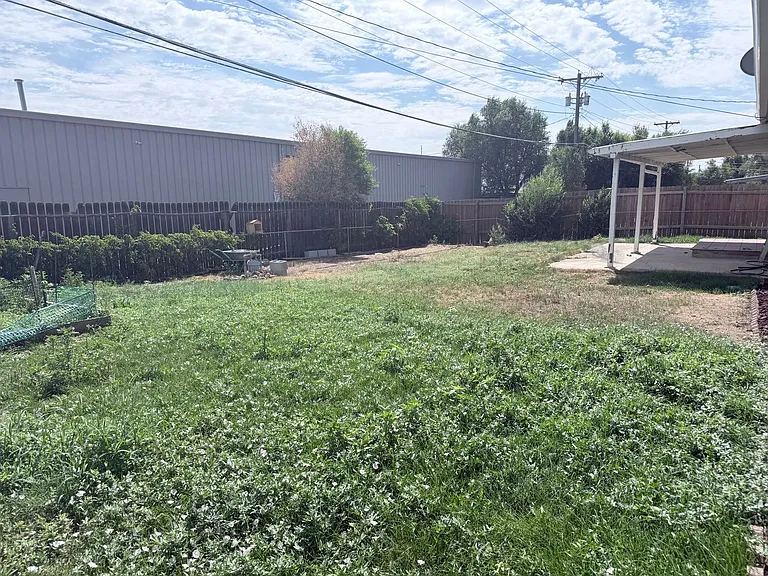 1419 Prado Dr — Photo 32