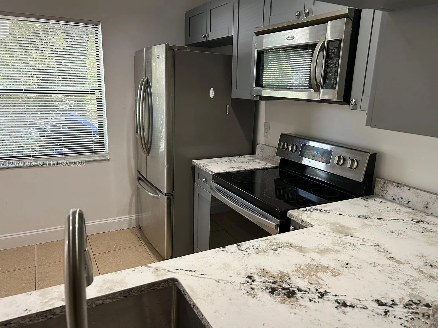Pembroke Pointe Section T — Photo 3
