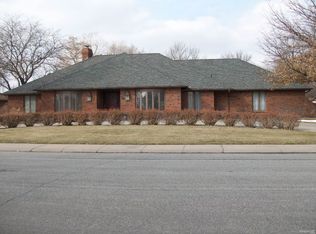 300 Kisiwa Pkwy, Hutchinson, KS 67502