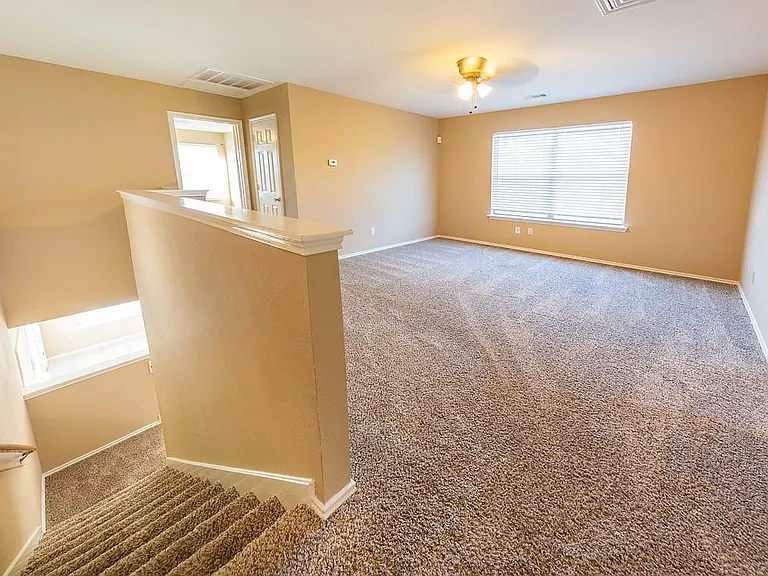 3603 Avalon Castle Dr — Photo 30