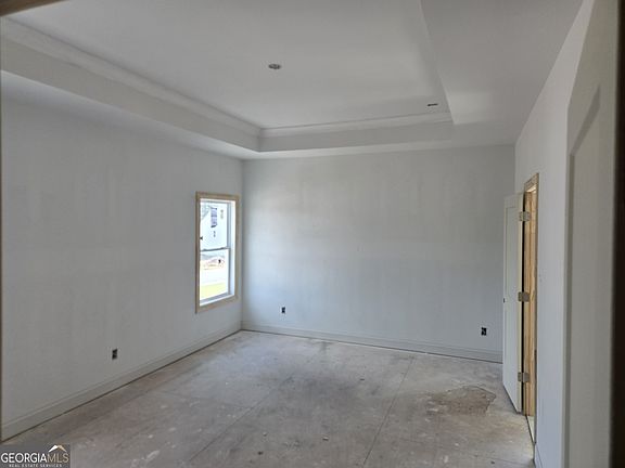 4th image of 993 Homepark Cir