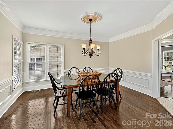 5th image of 12824 Shamley Ct