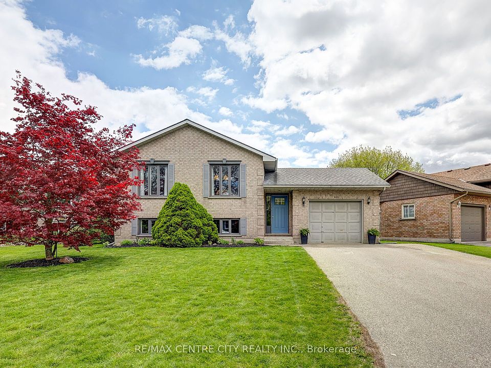 1st image of 43 Sinclair Cres