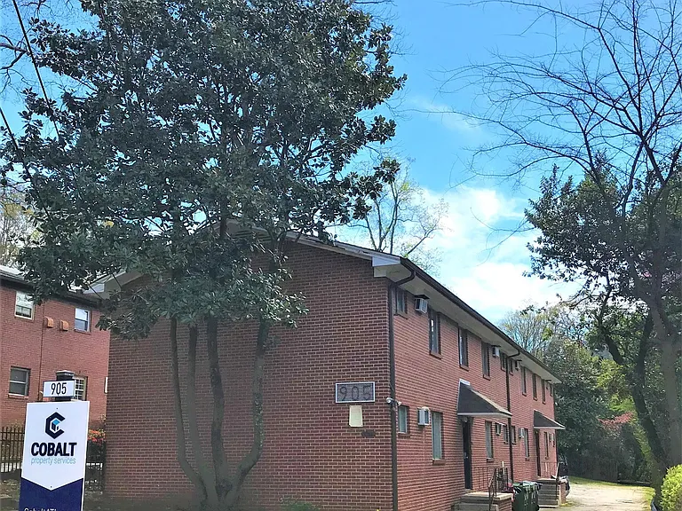 905 Greenwood Ave NE #4 — Photo 1