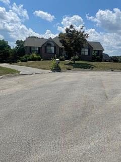 1st image of 2700 NE Wisteria Dr