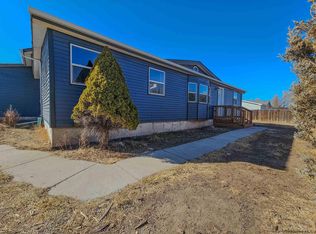 816 Sunridge Dr, Cheyenne, WY 82007