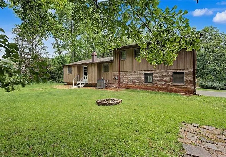 2985 Fredrick Dr — Photo 40