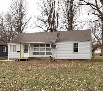 1332 8th Ave, Windom, MN, 56101