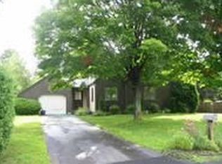 7 Robin Rd, Easthampton, MA 01027