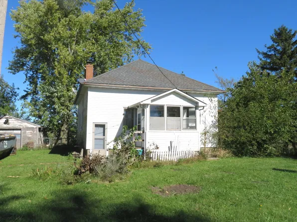 10775 Newark Rd, Newark, IL 60541