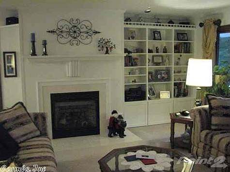 4th image of 32 Wyandotte Dr