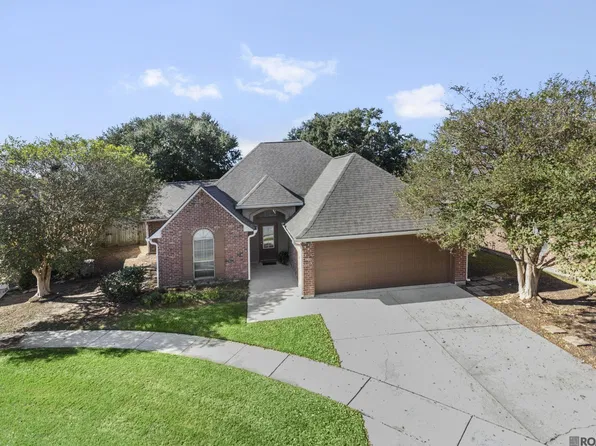 18420 Three Bars Dr, Baton Rouge, LA 70817