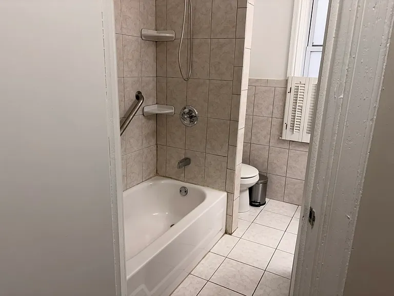 2917 W Girard Ave #2 — Photo 16
