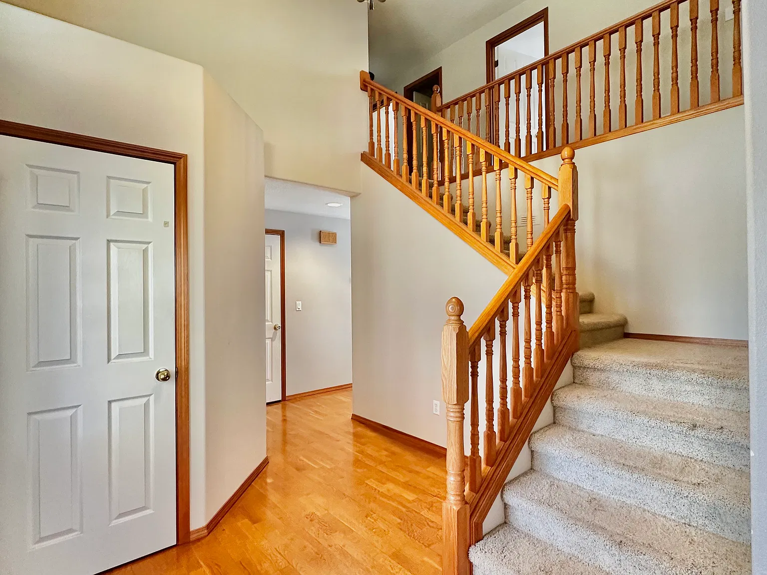 4 bed, 3.5 bath, 2784 sqft, $3,200 — Photo 3
