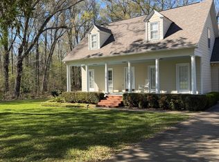 5 Windsong Ct, Natchez, MS 39120