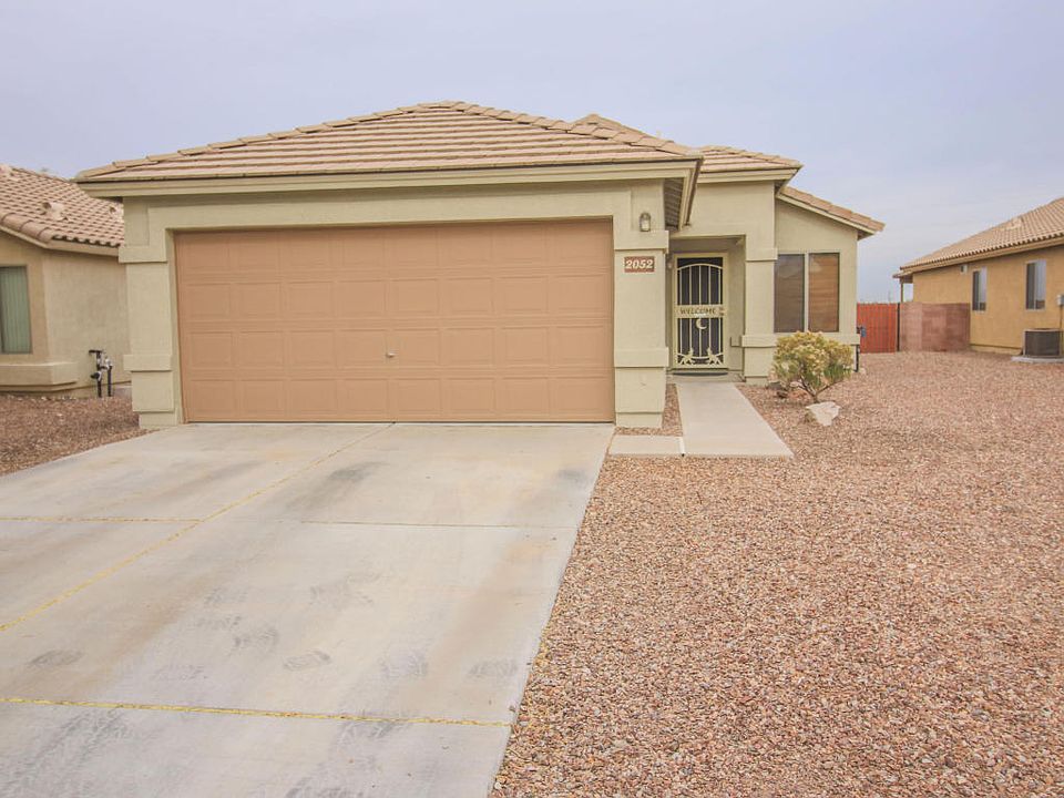 1st image of 2052 W Silver Grass Pl