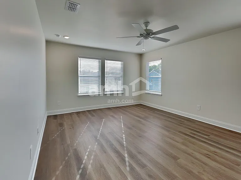 3417 Emzy Dr — Photo 7