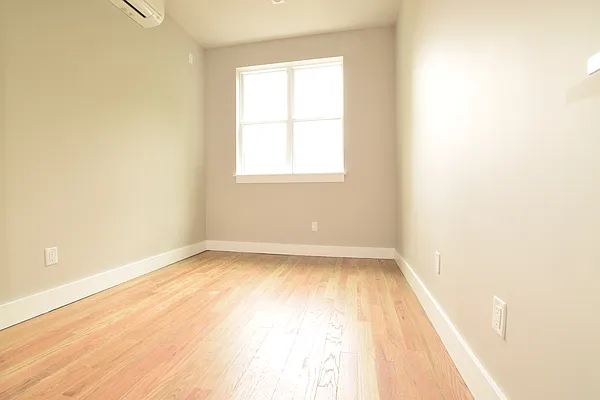 Rented by null | media 48