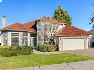 14336 SE Crestview Dr, Clackamas, OR 97015