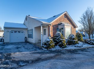 95 Farnworth Close, Freehold, NJ 07728