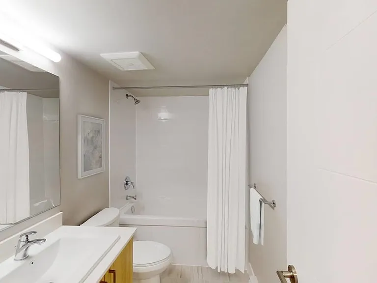 408 E Columbia St #314 — Photo 7