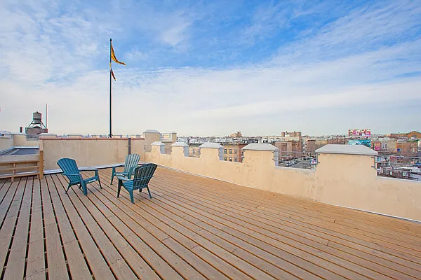 Sold by aptsandlofts.com | media 1