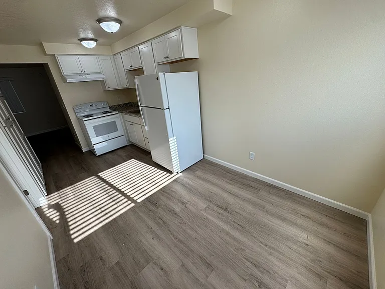 2215 Elm St SW — Photo 50
