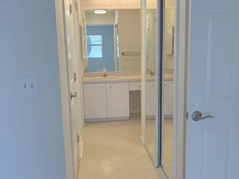 6299 Bay Club Dr #3 — Photo 17