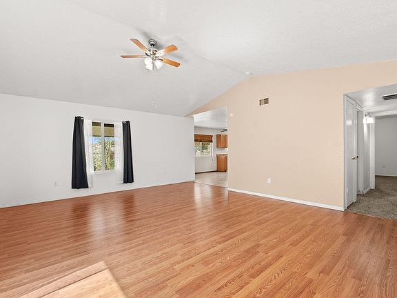 5th image of 6008 Burgos Ave NW