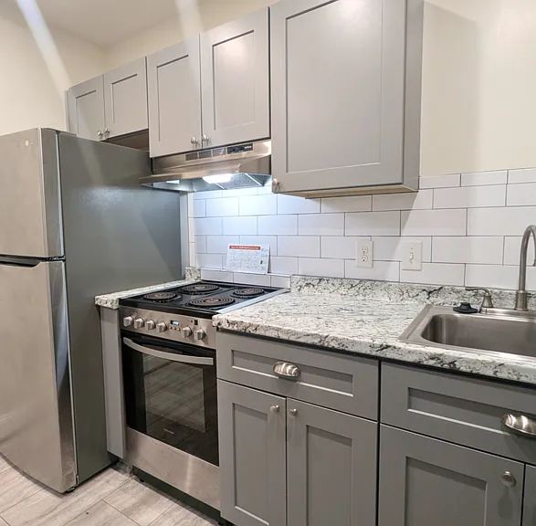 4303 Britannia Rd — Photo 9