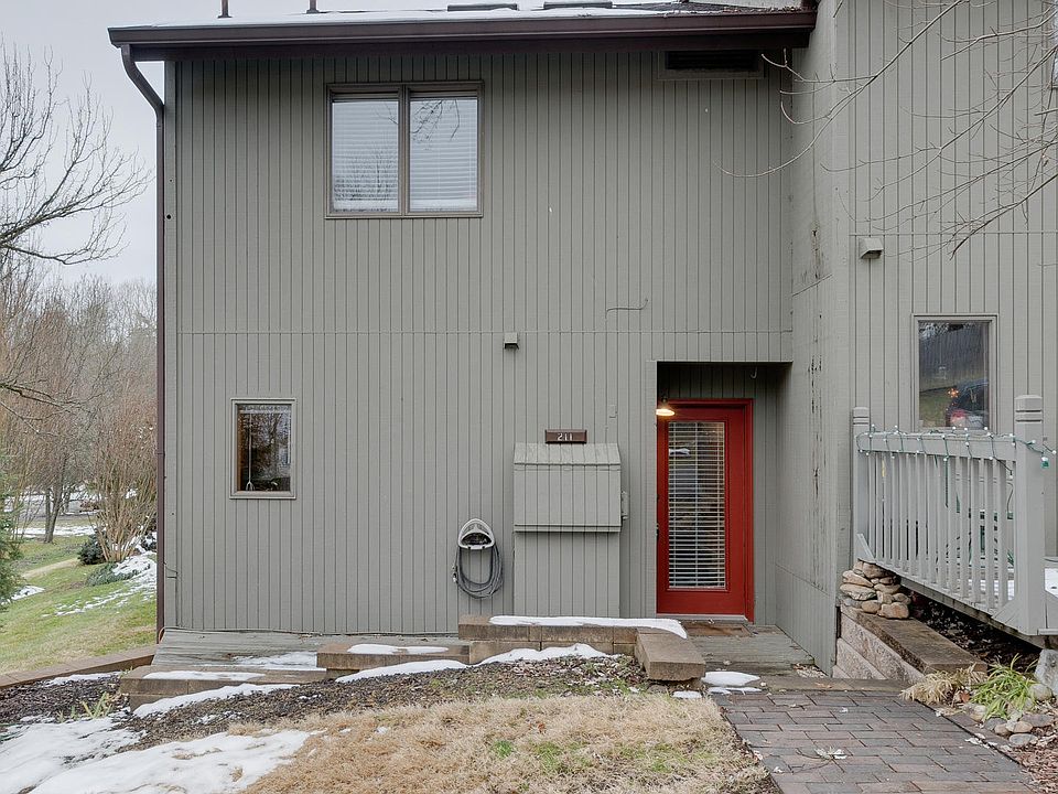 1st image of 211 Willowbend Ln #0