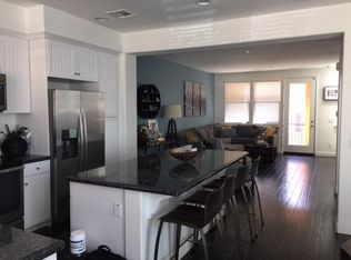 1836 Orizaba Ave, Signal Hill, CA 90755