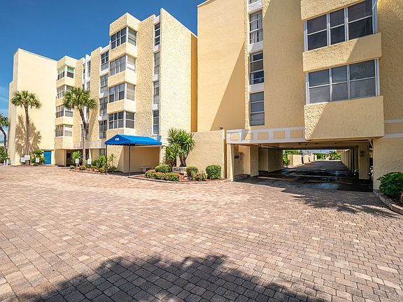 2nd image of 4700 Ocean Beach Blvd APT 207