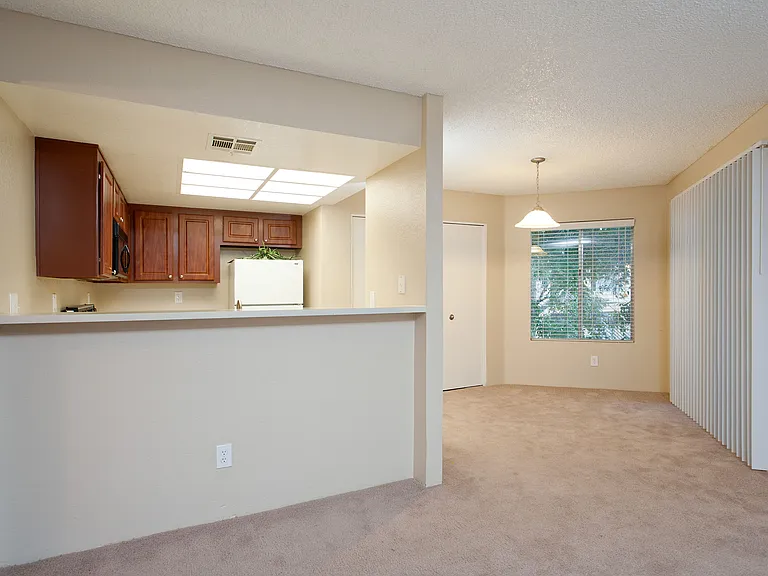 Meadow Glen — Photo 48