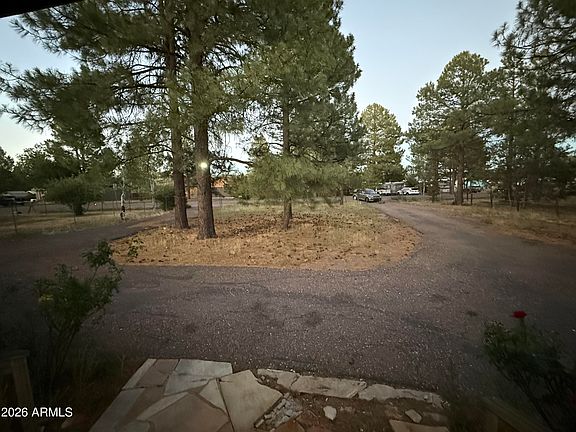 3rd image of 540 MOUNTAIN VIEW Drive