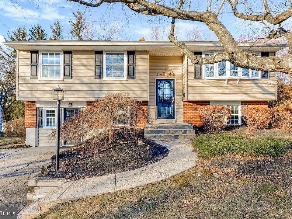 2442 Weir Rd, Aston, PA 19014 Zillow