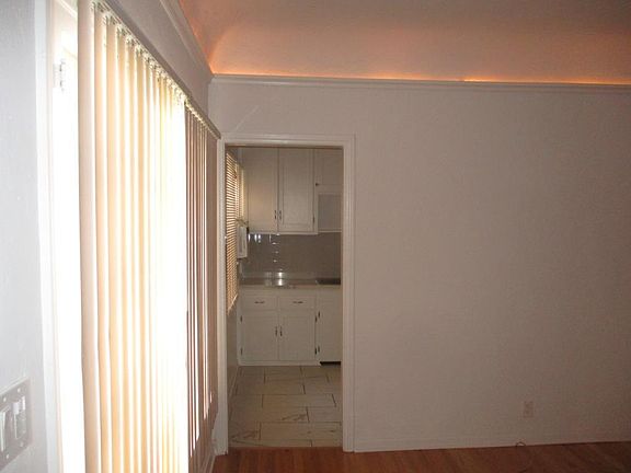 4th image of 1105 Mound Ave APT 5