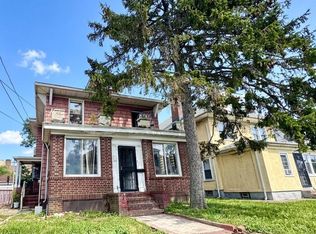 7 President St, Far Rockaway, NY 11691