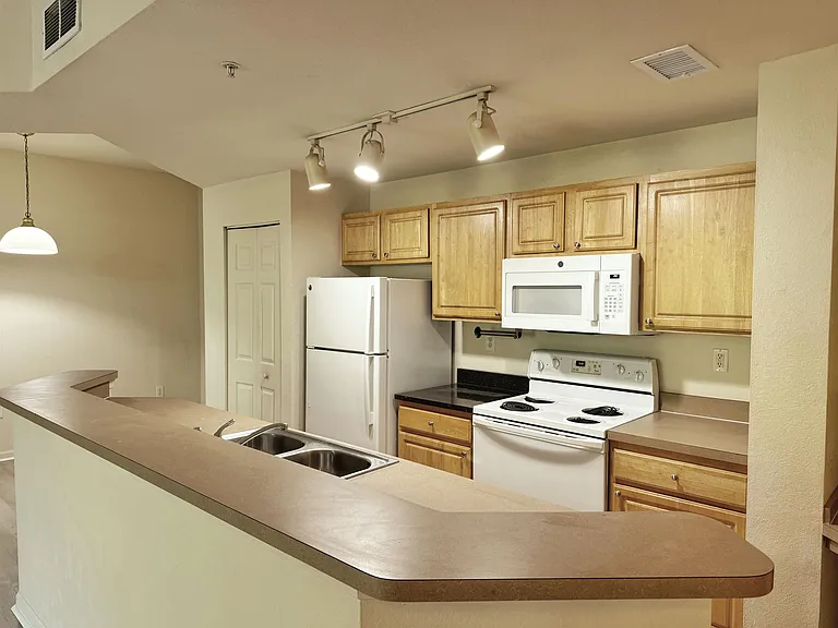 410 S Villa San Marco Dr #108 — Photo 7